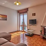 Simoni - Gla107 By Interhome * Gera Lario
