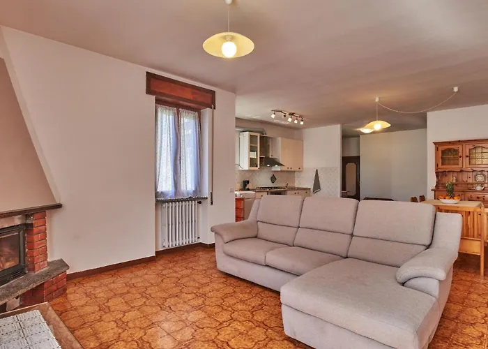 Simoni - Gla107 By Interhome Gera Lario